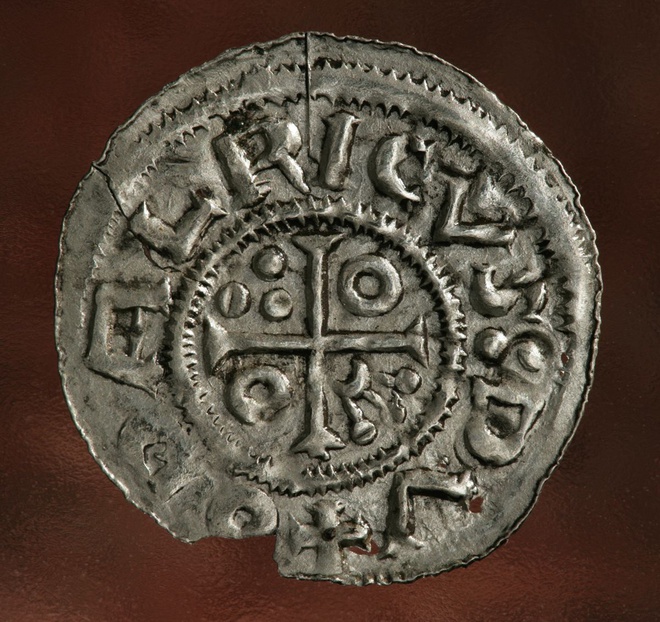 Denár Oldřicha I. (1012–1033, 1034) z hrobu 78