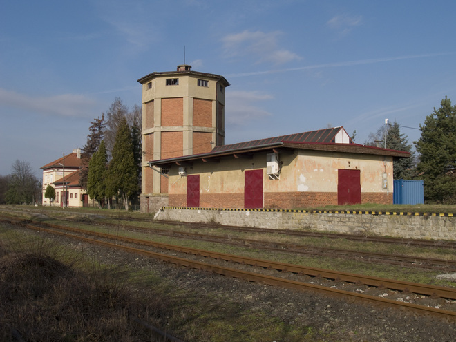 Railway station Jelenec with the station building, water tank, storehouse, and loading ramp 