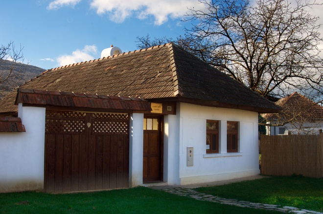 Folk House in Žirany