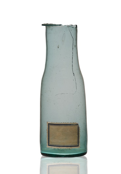 Zaváraninová fľaša zo svetlozeleného skla (mierne poškodená) zo 60. rokov 19. storočia